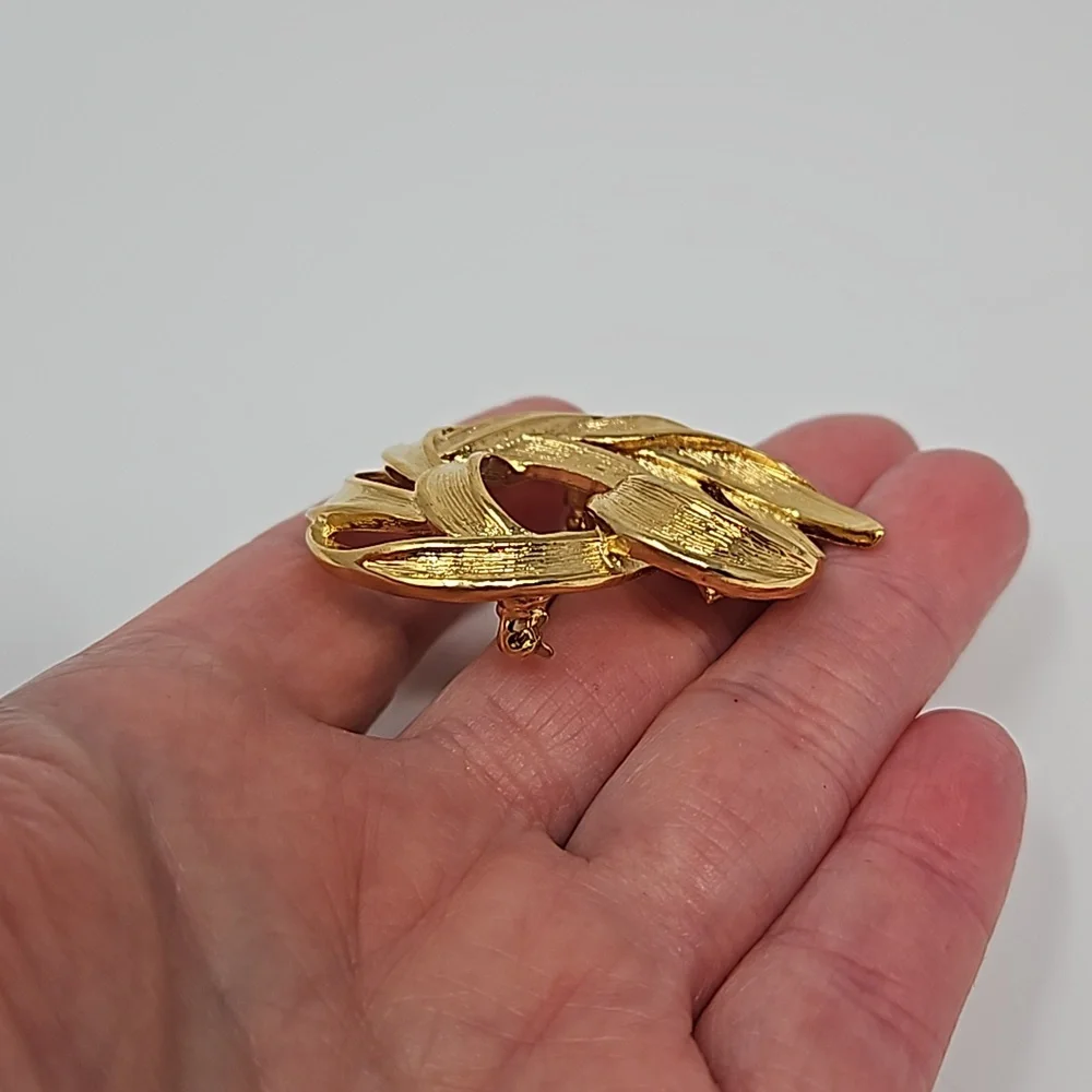 Vintage Monet Gold Tone Brooch Textured Swirl Leaf Classic Signed